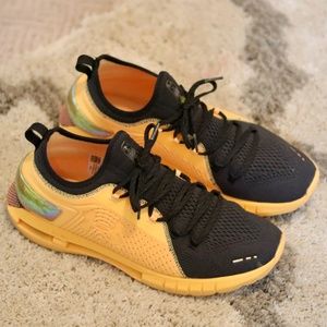 UA HOVR Phantom SE - Mens SZ 10.5